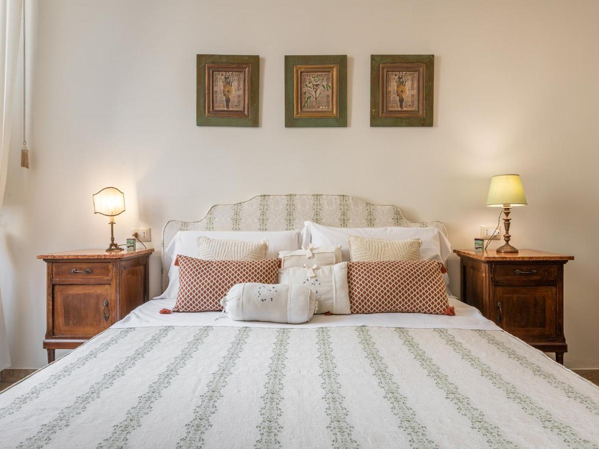 ドルガーリ Palazzo Santa Caterina Bed & Breakfast エクステリア 写真