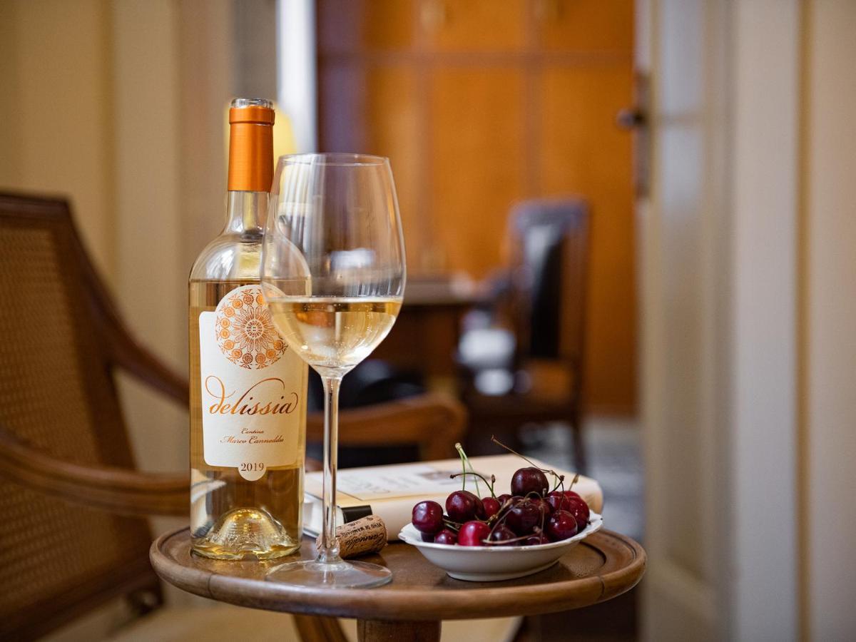 ドルガーリ Palazzo Santa Caterina Bed & Breakfast エクステリア 写真
