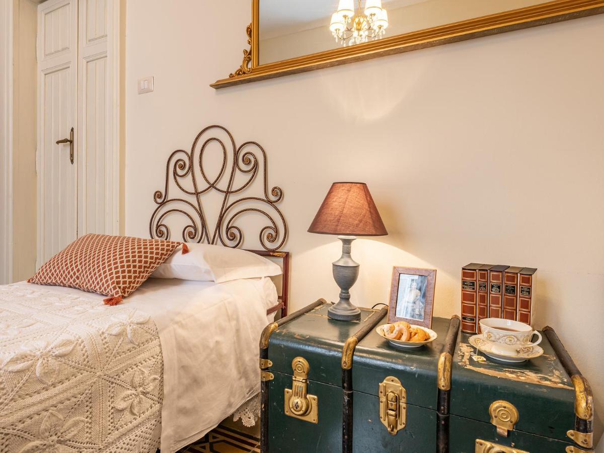 ドルガーリ Palazzo Santa Caterina Bed & Breakfast エクステリア 写真