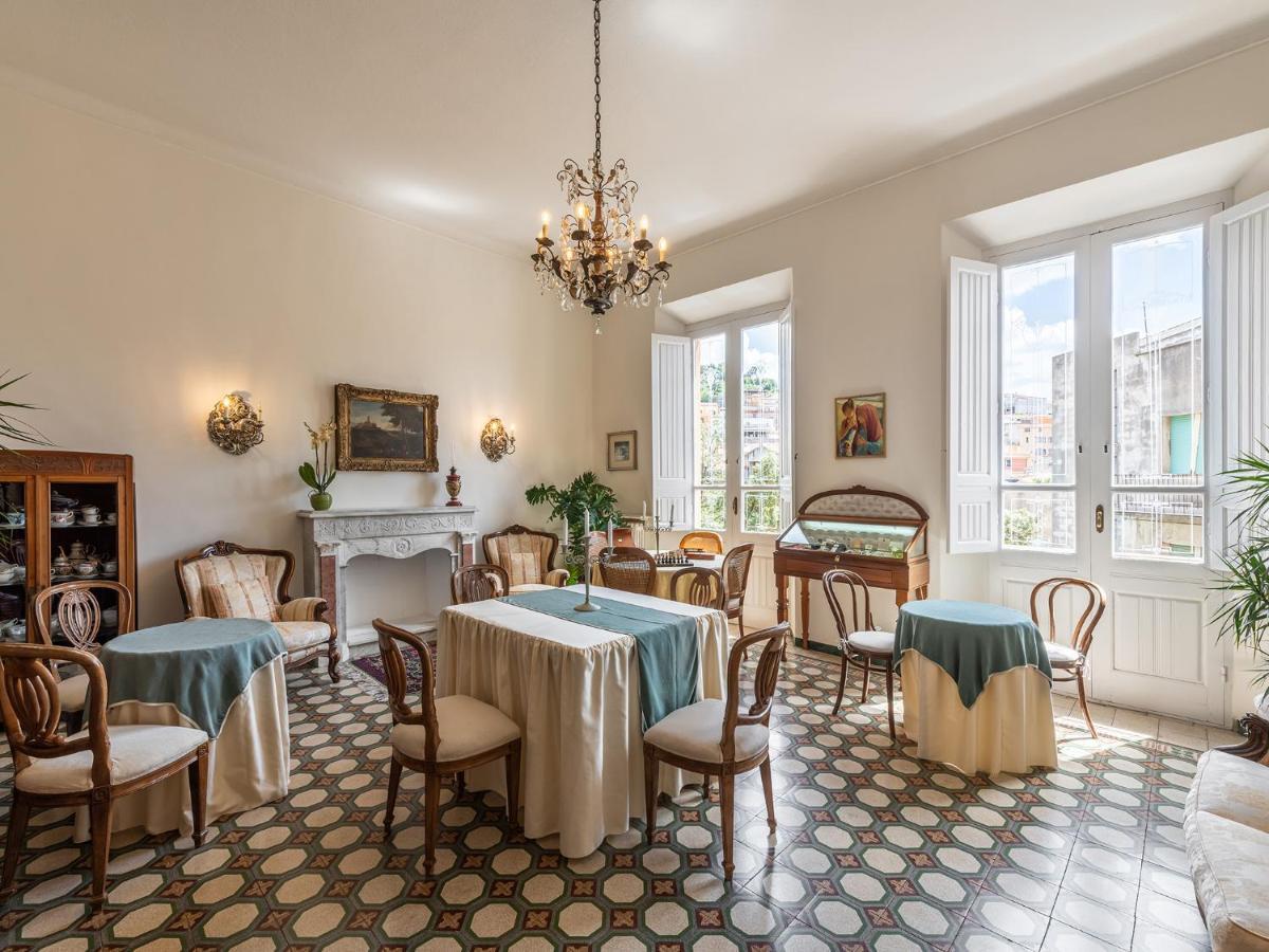 ドルガーリ Palazzo Santa Caterina Bed & Breakfast エクステリア 写真