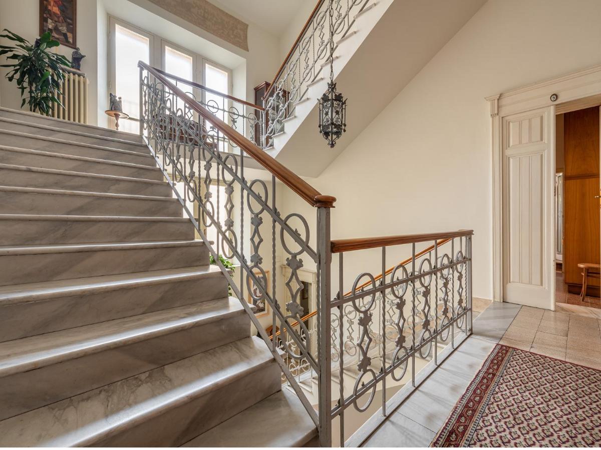 ドルガーリ Palazzo Santa Caterina Bed & Breakfast エクステリア 写真